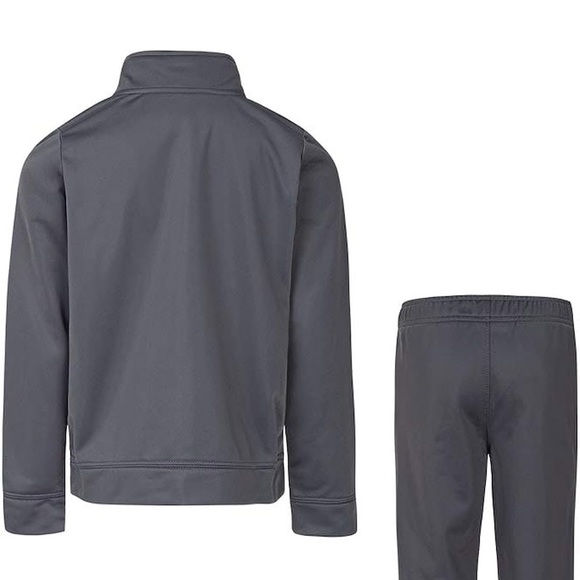 New 24 month Nike toddler 2 piece jogger set - Picture 2 of 2